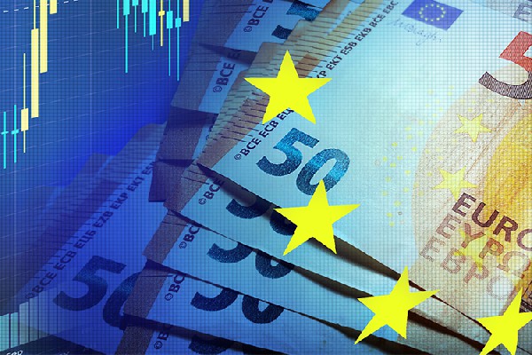 快到32万！泰康人寿铜陵中支为客户撑起家庭健康伞
